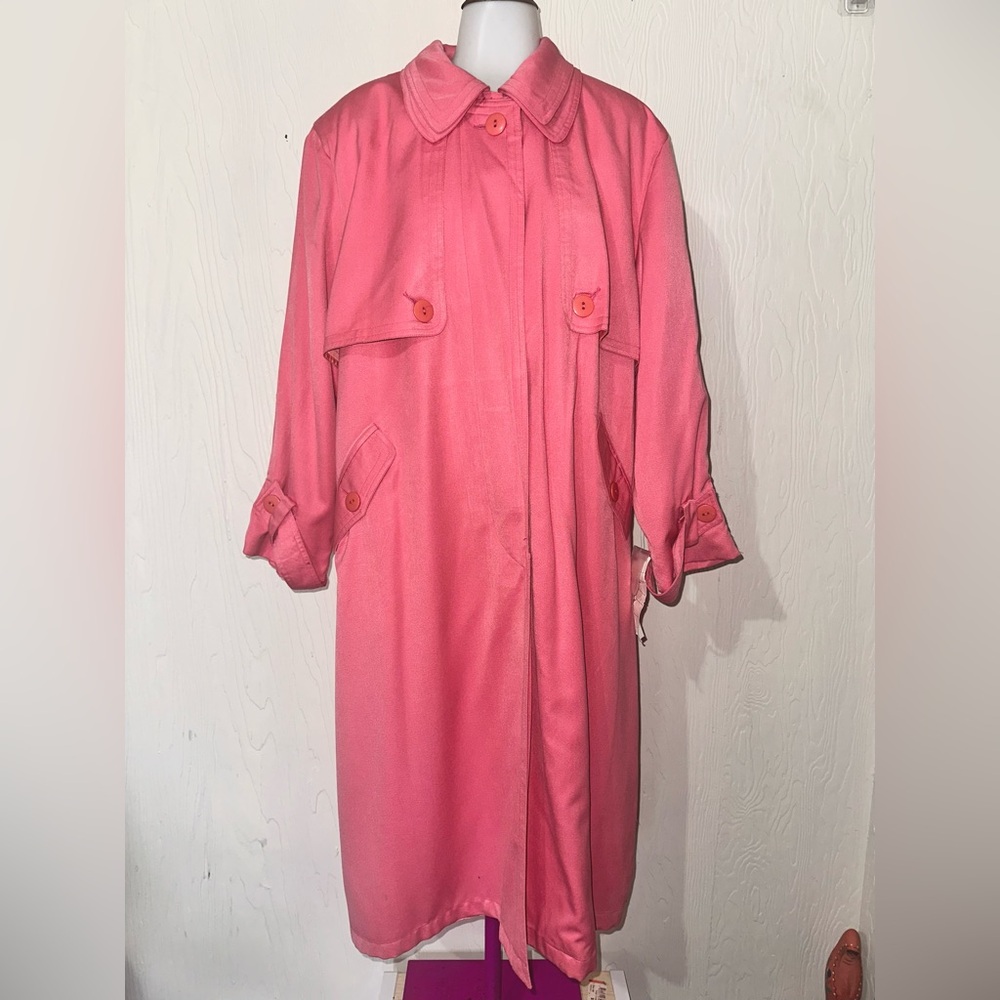 New Beauty Italy 9/10 Coral Trench Coat Button Front Pockets Lined Soft